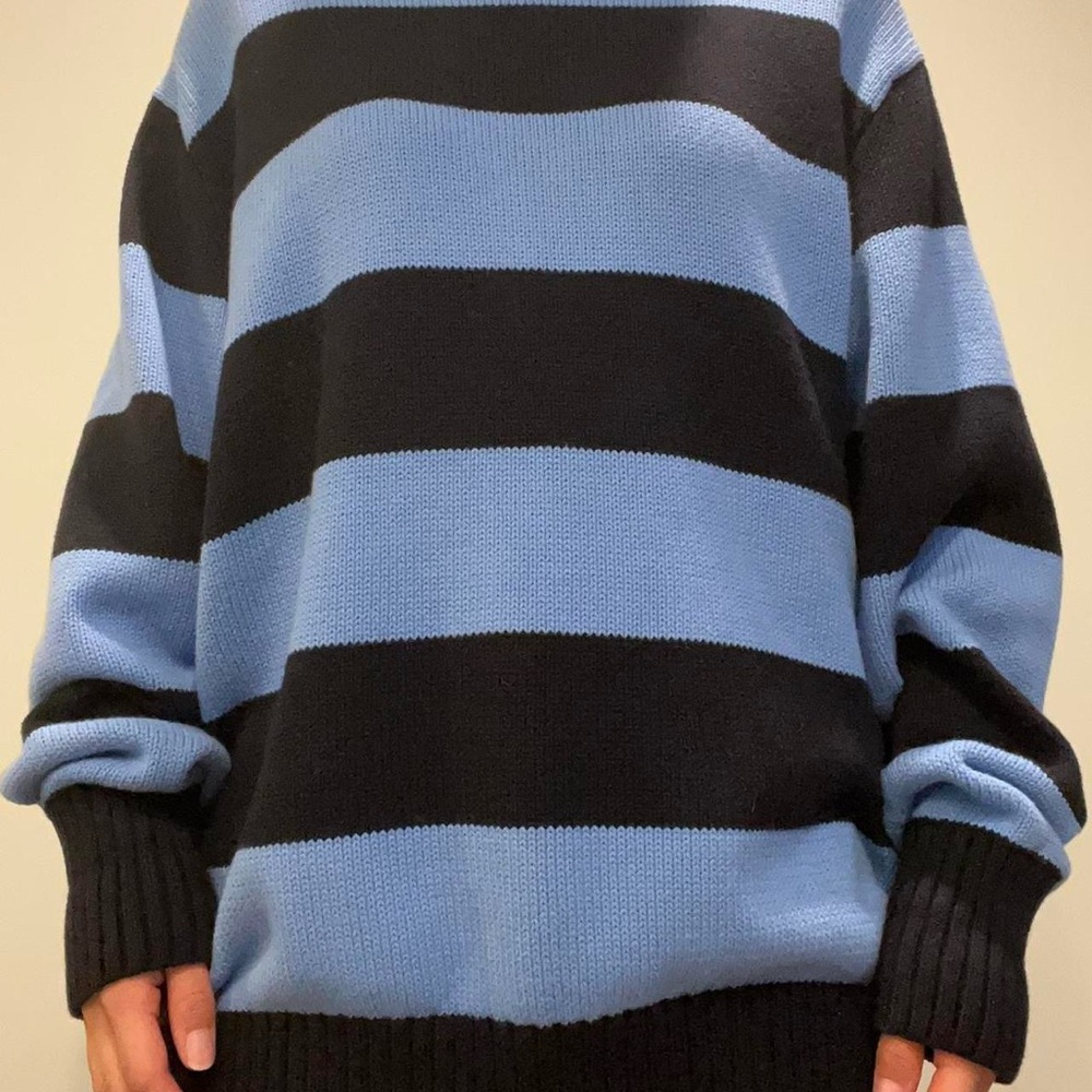 Brandy Melville Black and Light Blue Knit Sweater